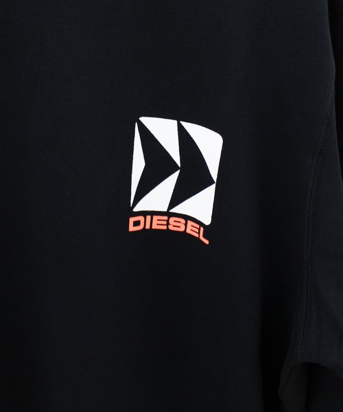DIESEL(ディーゼル)の「ロゴ胸プリント バックプリント スウェットトレーナー「SWEATIDSLT-WILLY」(スウェット・メンズ・ブラック/ホワイト・XXL/L/M/S/XL)」の3枚目の写真