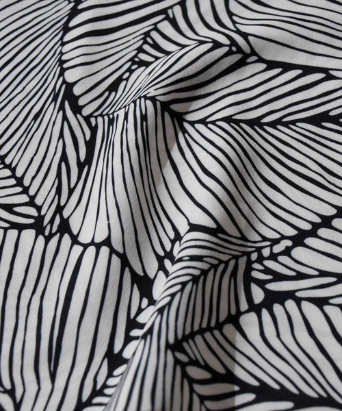 ALDIES（アールディーズ）の「Leaf Turban / リーフターバン（ヘアバンド・レディース・レッド/オリーブ/ホワイト×ブラック/ブラック×ホワイト・FREE）」の9枚目の写真