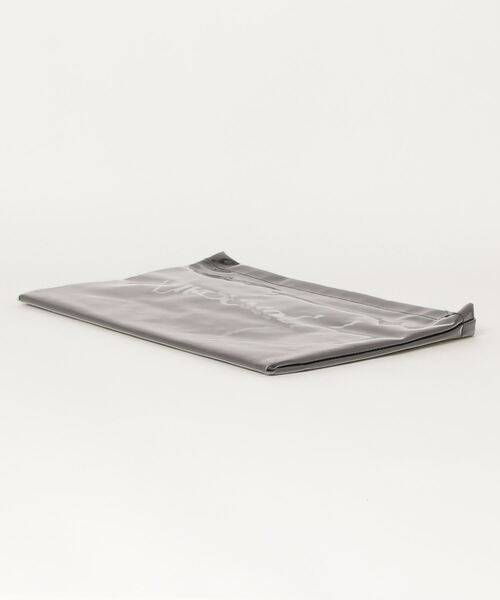 Yohji Yamamoto(ヨウジヤマモト)の「【GROUND Y】VINYL CHLORIDE CLUTCH(ハンドバッグ・メンズ・ブラック/ブルー・ONE SIZE)」の8枚目の写真