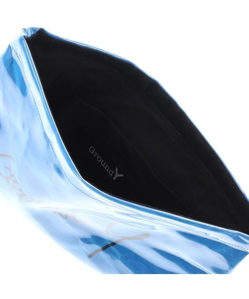 Yohji Yamamoto(ヨウジヤマモト)の「【GROUND Y】VINYL CHLORIDE CLUTCH(ハンドバッグ・メンズ・ブラック/ブルー・ONE SIZE)」の6枚目の写真
