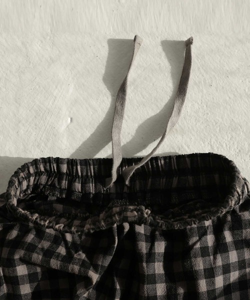 antiqua(アンティカ)の「ナチュラルチェックワイドパンツ(その他パンツ・キッズ・ブラウン系その他・4/6/3/5)」の18枚目の写真