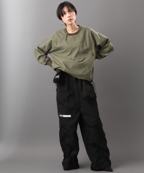 AVIREX（アヴィレックス）の「プリントジッププルオーバー/ PRINT ZIP PULLOVER（シャツ/ブラウス・レディース・ブラック/オリーブ・FREE）」の4枚目の写真