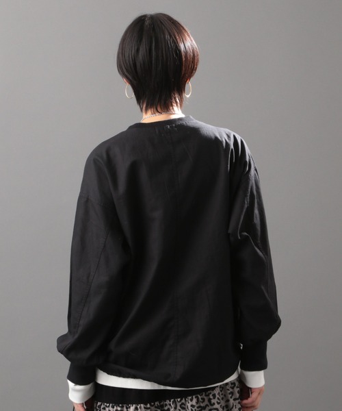 AVIREX（アヴィレックス）の「プリントジッププルオーバー/ PRINT ZIP PULLOVER（シャツ/ブラウス・レディース・ブラック/オリーブ・FREE）」の6枚目の写真