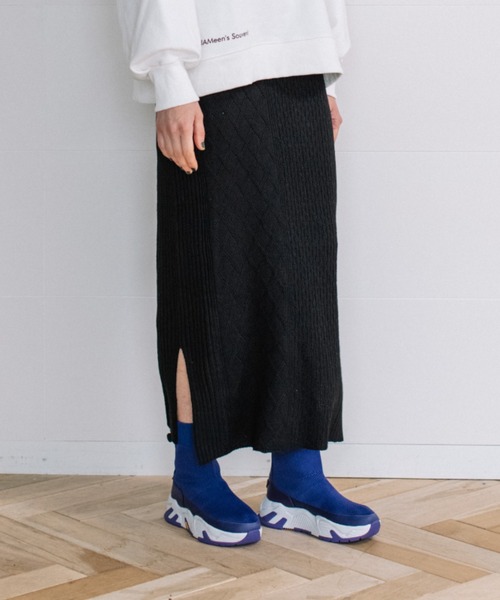 AULA AILA（アウラアイラ）の「ミックスニットスカート（スカート・レディース・ブラック/グリーン/アイボリー・0）」の3枚目の写真