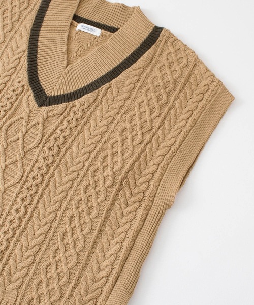 URBAN RESEARCH Sonny Label(アーバンリサーチサニーレーベル)の「ケーブルチルデンベスト(ニット/セーター・レディース・オフホワイト/ベージュ・FREE)」の9枚目の写真