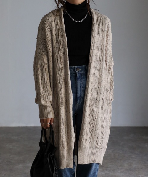 sakishimatokyo（サキシマトーキョー）の「ケーブルニットBIGカーディガン（カーディガン/ボレロ・レディース・ベージュ/グレー・FREE）」の5枚目の写真
