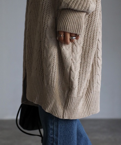 sakishimatokyo（サキシマトーキョー）の「ケーブルニットBIGカーディガン（カーディガン/ボレロ・レディース・ベージュ/グレー・FREE）」の14枚目の写真