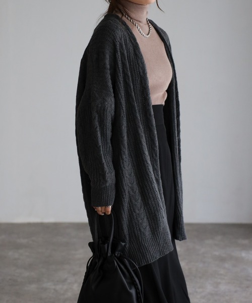 sakishimatokyo（サキシマトーキョー）の「ケーブルニットBIGカーディガン（カーディガン/ボレロ・レディース・ベージュ/グレー・FREE）」の19枚目の写真