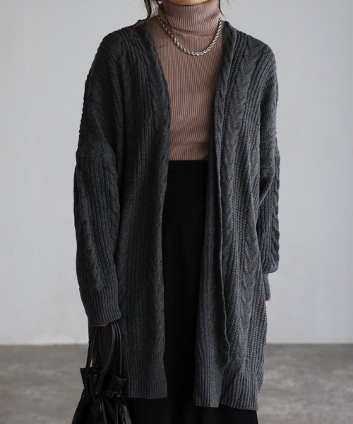 sakishimatokyo（サキシマトーキョー）の「ケーブルニットBIGカーディガン（カーディガン/ボレロ・レディース・ベージュ/グレー・FREE）」の3枚目の写真