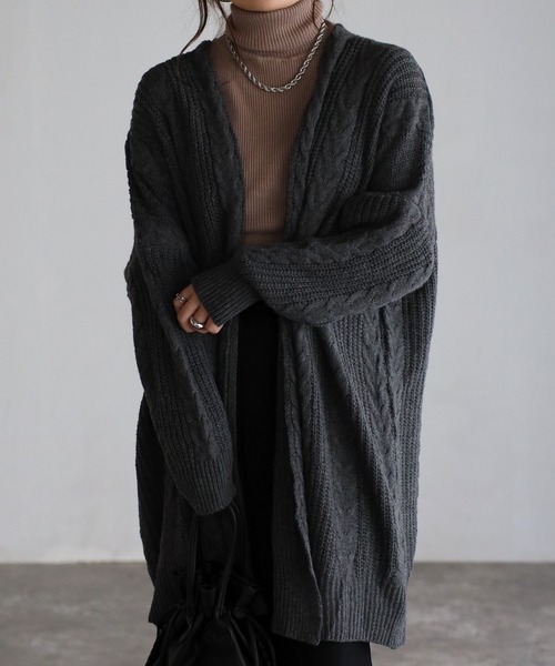 sakishimatokyo（サキシマトーキョー）の「ケーブルニットBIGカーディガン（カーディガン/ボレロ・レディース・ベージュ/グレー・FREE）」の21枚目の写真