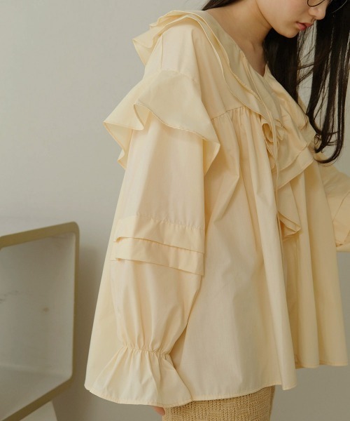 Bab（バブ）の「ボリュームフリルブラウス（シャツ/ブラウス・レディース・ブラック/ベージュ/ライトグリーン・M）」の16枚目の写真