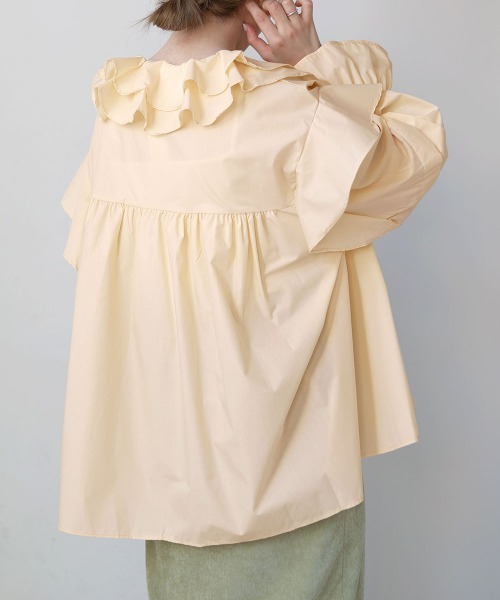 Bab（バブ）の「ボリュームフリルブラウス（シャツ/ブラウス・レディース・ブラック/ベージュ/ライトグリーン・M）」の5枚目の写真