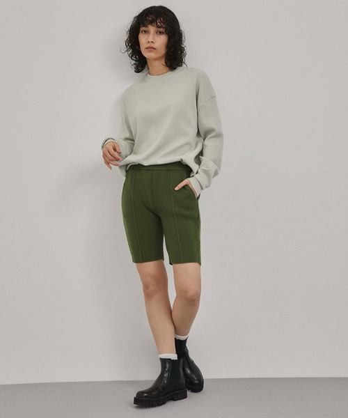 A + TOKYO(エープラストウキョウ)の「クルーネックコクーンニット(ニット/セーター・レディース・ライトブルーグレー/ベージュ/オフホワイト・FREE)」の16枚目の写真