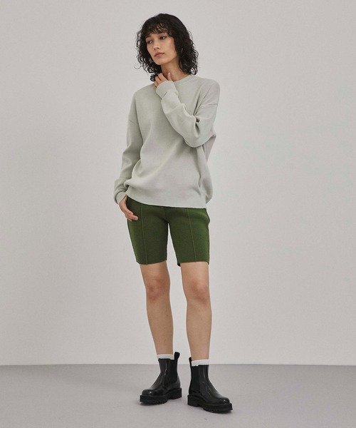 A + TOKYO(エープラストウキョウ)の「クルーネックコクーンニット(ニット/セーター・レディース・ライトブルーグレー/ベージュ/オフホワイト・FREE)」の15枚目の写真