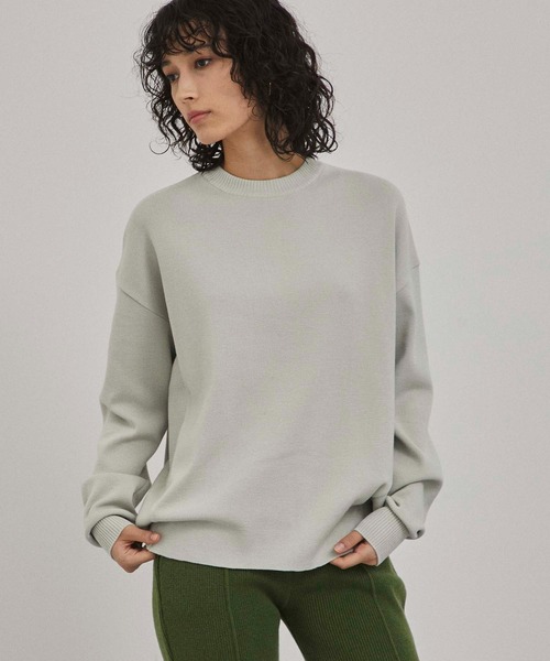 A + TOKYO(エープラストウキョウ)の「クルーネックコクーンニット(ニット/セーター・レディース・ライトブルーグレー/ベージュ/オフホワイト・FREE)」の19枚目の写真