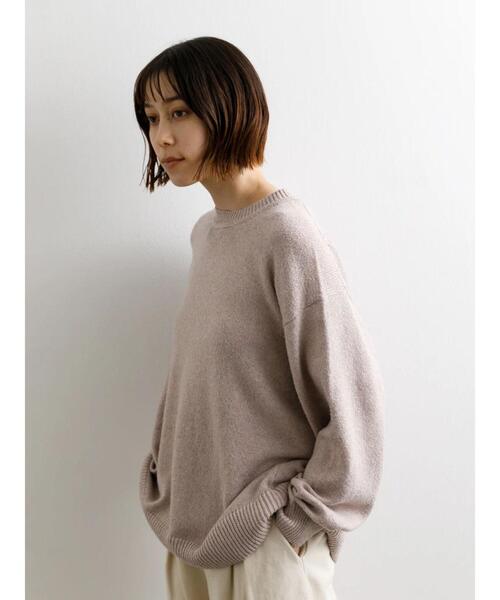 koe（コエ）の「天竺編みクルーネックニット*（ニット/セーター・レディース・ブラック/カーキ/マスタード/グリーン/ライトベージュ/ブラウン・M/L/S）」の18枚目の写真