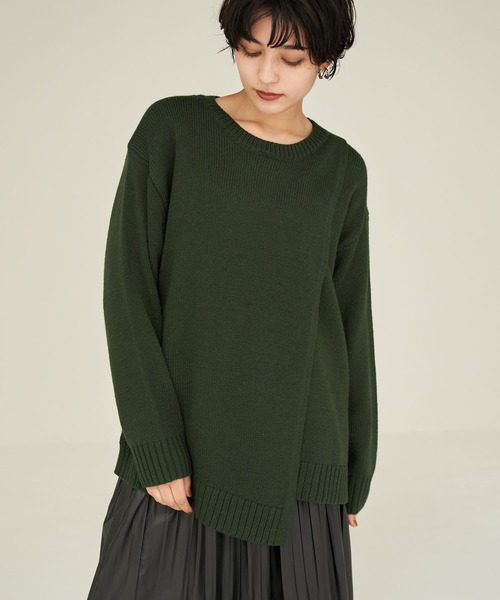 YECCA VECCA（イェッカヴェッカ）の「・アシメレイヤーニット＊（ニット/セーター・レディース・グリーン/グレイッシュベージュ/ブラウン/イエロー・FREE）」の3枚目の写真