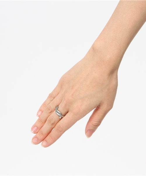 ANCHOR(アンカー)の「NEJI RING(リング・レディース・シルバー/ゴールド・13号/14号/17号/11号)」の3枚目の写真