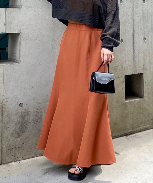 RAY CASSIN（レイカズン）の「ダブルクロスマーメイドスカート セットアップ可（スカート・レディース・ライトカーキ/キナリ/オレンジ/ブラック系・FREE）」の5枚目の写真