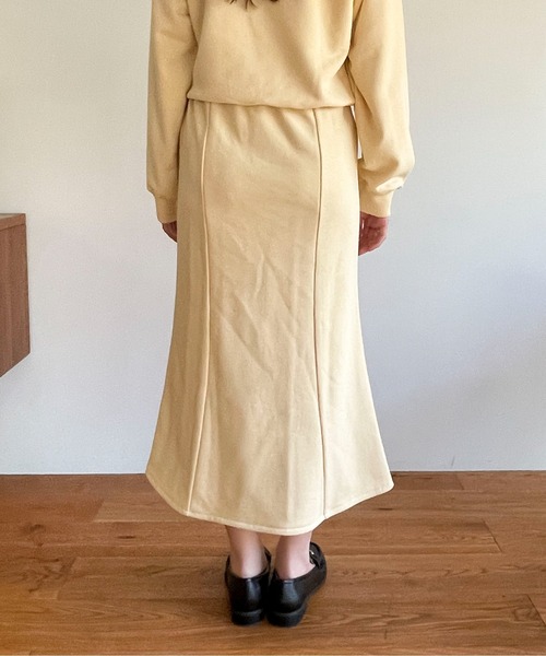 EPIMI E'PIMMY（エピミエピミー）の「〈Set upにも〉マーメイドラインスウェットスカート（スカート・レディース・ブラック/オートミール/杢グレー/クリーム・MEDIUM）」の16枚目の写真