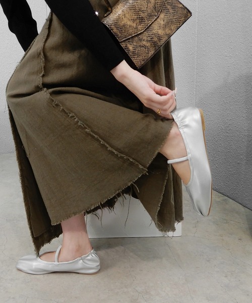 alala(アララ)の「メリージェーンバレエ(バレエシューズ・レディース・アイボリー/ブラック/ピンクゴールド/レオパード/シルバー・S/M/L/LL)」の1枚目の写真