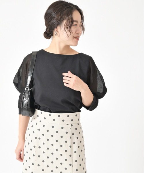 U by SPICK&SPAN（ユーバイスピックアンドスパン）の「タックスリーブ ドッキングプルオーバー◆（Tシャツ/カットソー・レディース・ブラック/ホワイト系その他・FREE）」の2枚目の写真