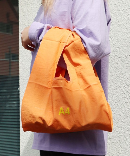 NaNa-NaNa（ナナナナ）の「nana-nana/ナナナナ NOT A TREND A4 A4バッグ ハンドバッグ エコバッグ ショルダーバッグ ハンドバック ミニバッグ ショッパーバッグ（ハンドバッグ・レディース・レッド/ブルー/ブラック/ホワイト/ミント/ライトピンク/オレンジ/グリーン・ONE SIZE）」の8枚目の写真
