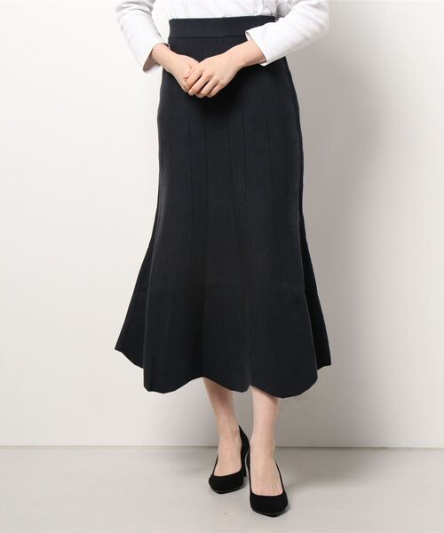 ReNorm（リノーム）の「ニットアイレットマーメイドスカート（スカート・レディース・ネイビー/アイボリー/ライトピンク・フリー）」の17枚目の写真