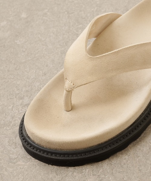 CAMINANDO（カミナンド）の「【CAMINANDO】トングサンダル（サンダル・レディース・オフホワイト/ブラック・36/37/38）」の16枚目の写真