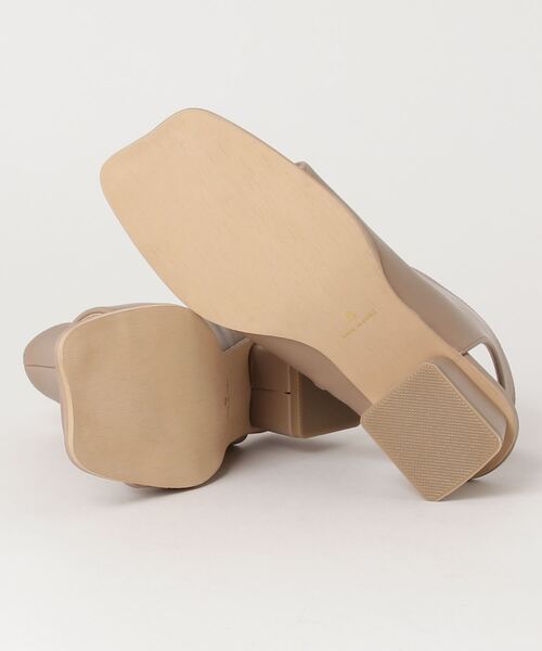 minia（ミニア）の「ハイカットトングサンダル（サンダル・レディース・ブラック/アイボリー/グレイッシュベージュ・LL/M/L/S）」の5枚目の写真
