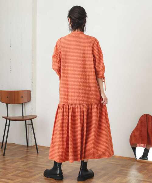 SENSE OF PLACE by URBAN RESEARCH（センスオブプレイスバイアーバンリサーチ）の「ギンガムチェックワンピース(5分袖)（ワンピース・レディース・ブラック系その他/パープル系その他/オレンジ系その他・ONE）」の15枚目の写真