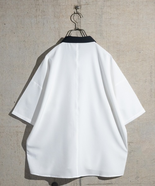 JOHN'S CLOSET（ジョンズクローゼット）の「【i】ポリストレッチクレリックシャツ 半袖（シャツ/ブラウス・メンズ・ホワイト/チャコールグレー/グレイッシュベージュ/グリーン/サックスブルー/ブラック/ネイビー/パープル・MEDIUM/LARGE/X-LARGE）」の15枚目の写真