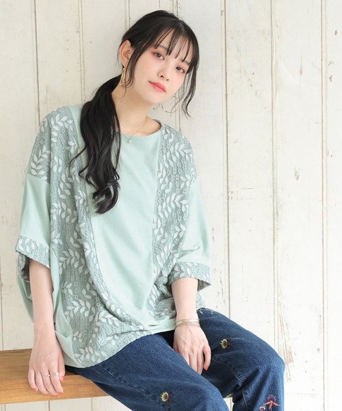 osharewalker（オシャレウォーカー）の「【廃盤】『レース切替ドルマンカットソー』（Tシャツ/カットソー・レディース・ベージュ/ミント/ラベンダー/ナチュラル/チャコール・FREE）」の4枚目の写真