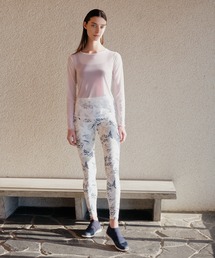 Chacott（チャコット）の「レースフラワープリントレギンス（レギンス