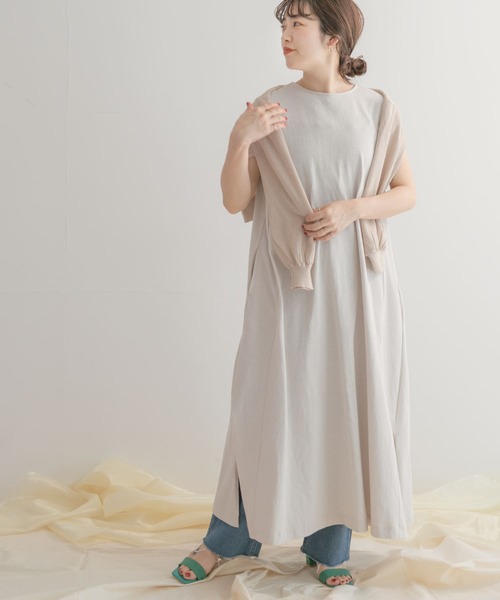 ITEMS URBANRESEARCH（アイテムズ アーバンリサーチ）の「フレアカットワンピース（ワンピース・レディース・グリーン/グレー/オフホワイト・FREE）」の2枚目の写真