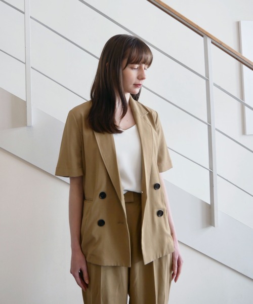 Reurie'（レウリィ）の「半袖ジャケット（セットアップ対応）（テーラードジャケット・レディース・アイボリー/ベージュ・FREE）」の5枚目の写真