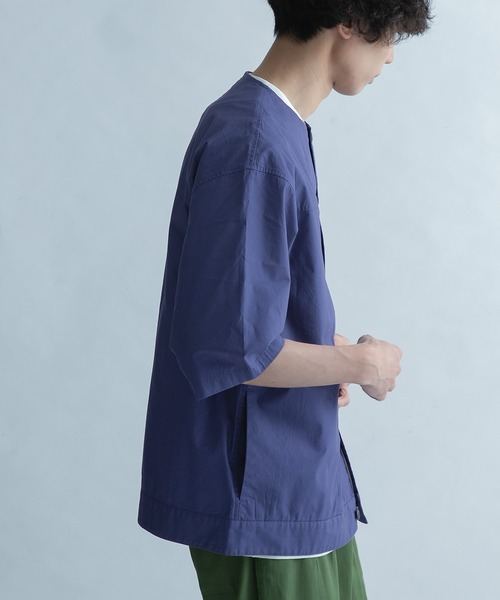 FORK&SPOON（フォークアンドスプーン）の「FORK&SPOON　ノーカラータックシャツ（シャツ/ブラウス・メンズ・パープル/ブラック/ベージュ・4/5）」の18枚目の写真