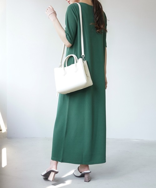 IAMUSE（アイアミューズ）の「ボートネック×ハーフスリーブ/クルーネック×フレンチスリーブ ロングワンピース S0071【IAMUSE】（ワンピース・レディース・ベージュ/グリーン/ブラック/ブラック系1・FREE）」の17枚目の写真