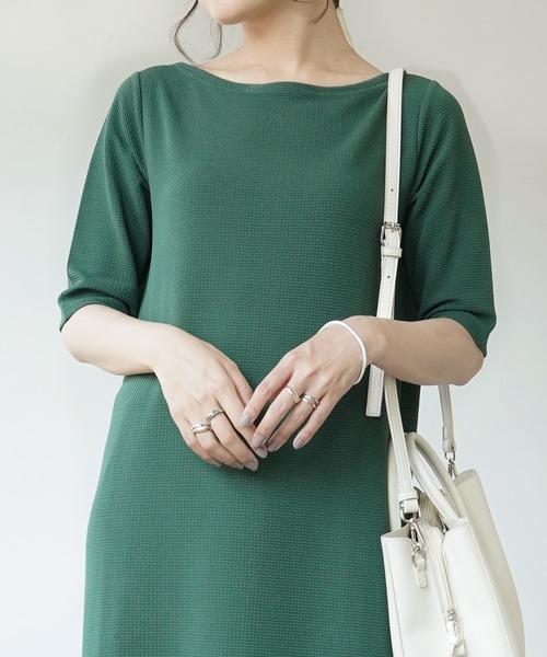 IAMUSE（アイアミューズ）の「ボートネック×ハーフスリーブ/クルーネック×フレンチスリーブ ロングワンピース S0071【IAMUSE】（ワンピース・レディース・ベージュ/グリーン/ブラック/ブラック系1・FREE）」の18枚目の写真