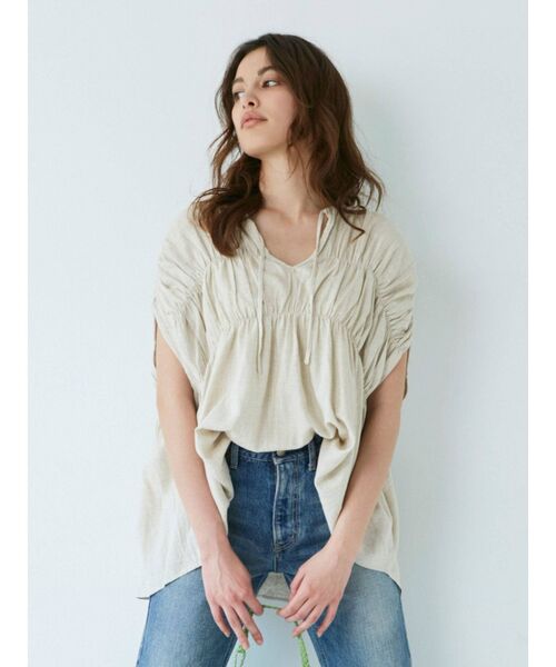 Ungrid（アングリッド）の「リネン混ギャザーノースリブラウス（シャツ/ブラウス・レディース・イエロー/ブルー/アイボリー・FREE）」の20枚目の写真