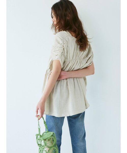 Ungrid（アングリッド）の「リネン混ギャザーノースリブラウス（シャツ/ブラウス・レディース・イエロー/ブルー/アイボリー・FREE）」の7枚目の写真