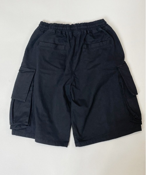 GALLIS ADDICTION（ガリスアディクション）の「GA WIDE CARGO SHORTS（カーゴパンツ・メンズ・ブラック/ナチュラル・M/L）」の3枚目の写真