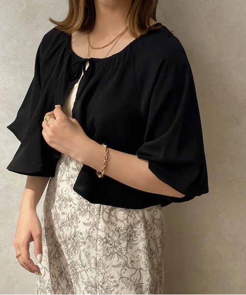 apres jour clair(アプレジュールクレア)の「【apres jour clair】ボレロブラウス【ZOZOTOWN限定アイテム】(シャツ/ブラウス・レディース・ベージュ/アイボリー/ブラック・X-LARGE/フリー)」の1枚目の写真