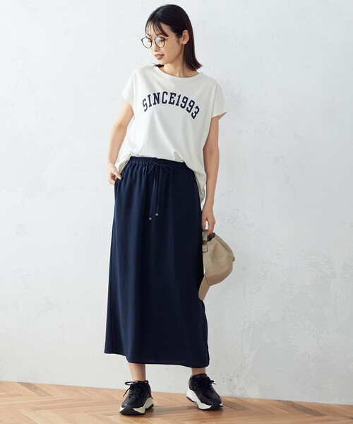 COMME CA ISM（コムサイズム）の「Ｉラインスカート（スカート・レディース・ブラック/ベージュ/ネイビー/グリーン・S/M/L）」の8枚目の写真