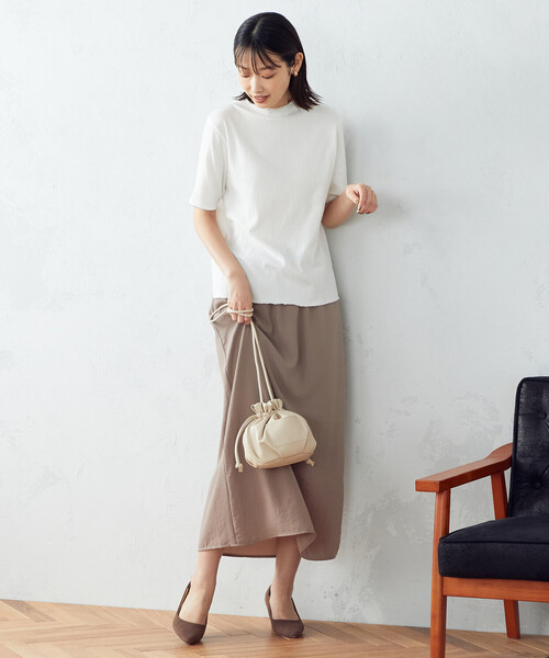 COMME CA ISM（コムサイズム）の「Ｉラインスカート（スカート・レディース・ブラック/ベージュ/ネイビー/グリーン・S/M/L）」の9枚目の写真