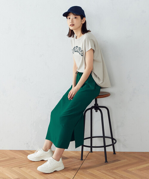 COMME CA ISM（コムサイズム）の「Ｉラインスカート（スカート・レディース・ブラック/ベージュ/ネイビー/グリーン・S/M/L）」の14枚目の写真