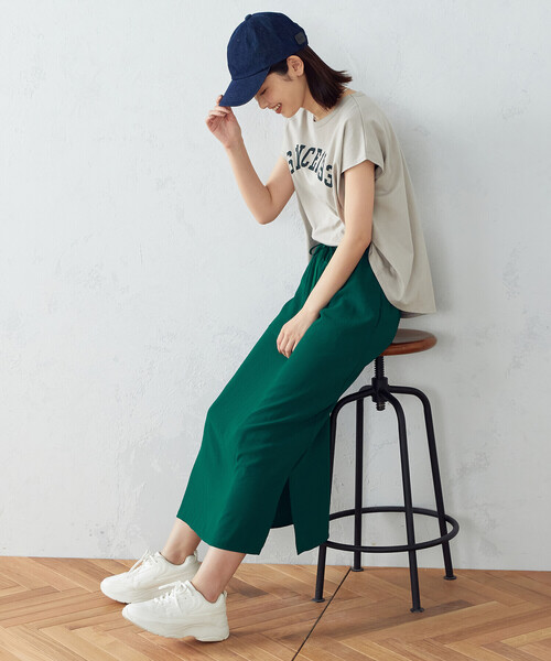 COMME CA ISM（コムサイズム）の「Ｉラインスカート（スカート・レディース・ブラック/ベージュ/ネイビー/グリーン・S/M/L）」の15枚目の写真