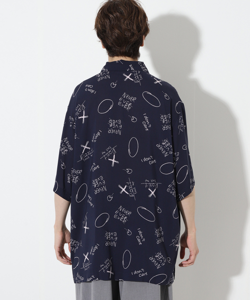 Oriens JOURNAL STANDARD(オリエンス ジャーナルスタンダード)の「Scrawl S/S Shirt(シャツ/ブラウス・メンズ・ホワイト/ネイビー・MEDIUM/LARGE)」の9枚目の写真