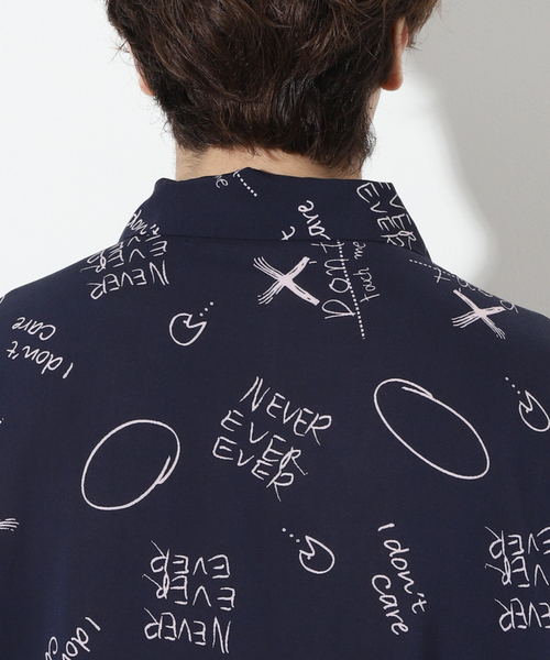 Oriens JOURNAL STANDARD(オリエンス ジャーナルスタンダード)の「Scrawl S/S Shirt(シャツ/ブラウス・メンズ・ホワイト/ネイビー・MEDIUM/LARGE)」の5枚目の写真