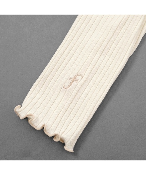 flower(フラワー)の「フラワーイニシャルトップ(Tシャツ/カットソー・レディース・アイボリー/グレー・FREE)」の16枚目の写真